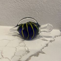 Beautiful Glass Fish Paperweight 
