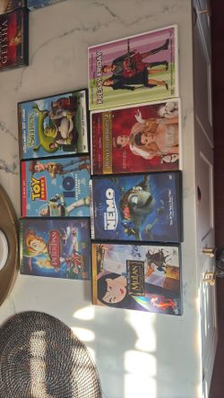 Disney & Family Favorites DVD Bundle