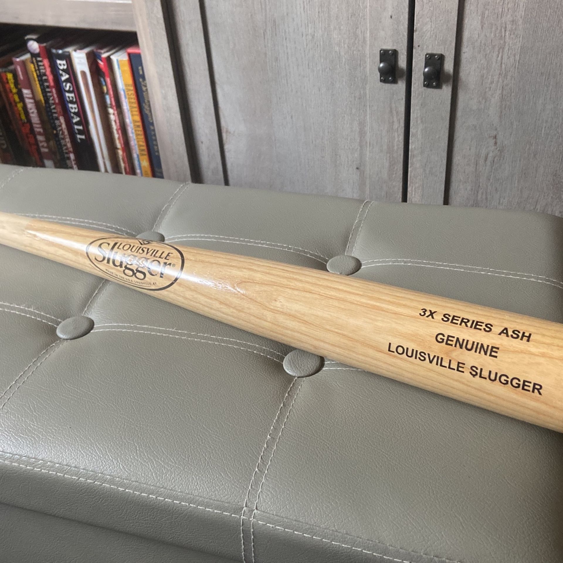 Louisville Slugger 3X Series Ash 34” Wood Baseball Bat NEW