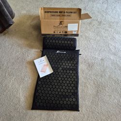 ProsourceFit Acupressure Mat and Pillow Set for Back/Neck Pain Relief Like New.

Original Box. Manual