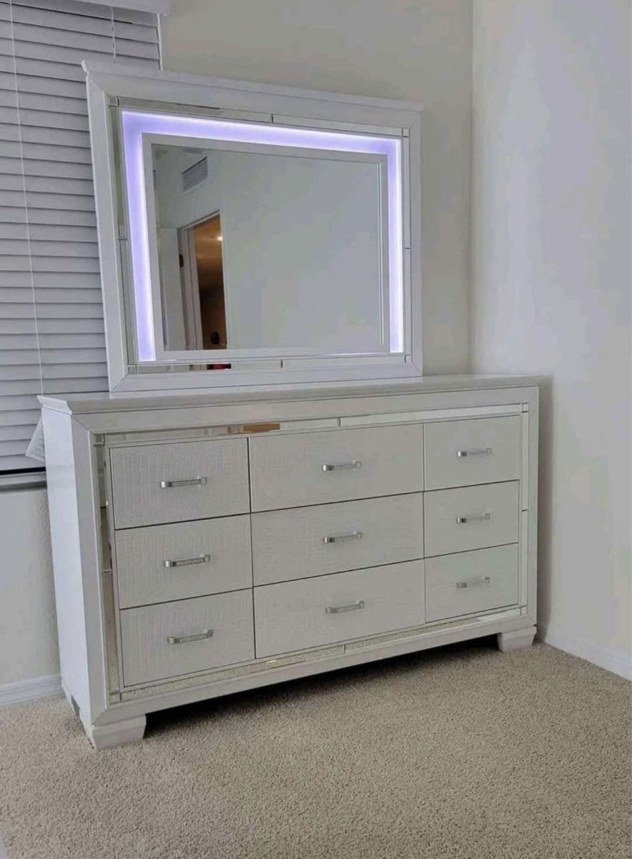 9 drawer dresser & mirror w/ LED’s