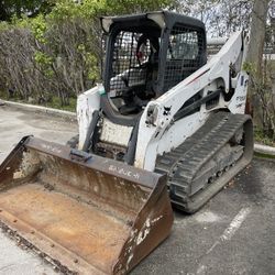 Bobcat T750 Track Skid Steer