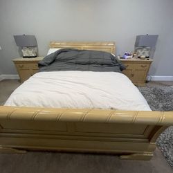 Broyhill king size Master Bedroom Set 6 Pieces