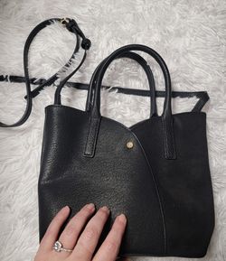 New Small Handbag By Lauren Conrad