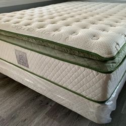 King Organic Elite Superior Hybrid Cool Gel Memory Foam Pillow Top 14inch Mattress!!