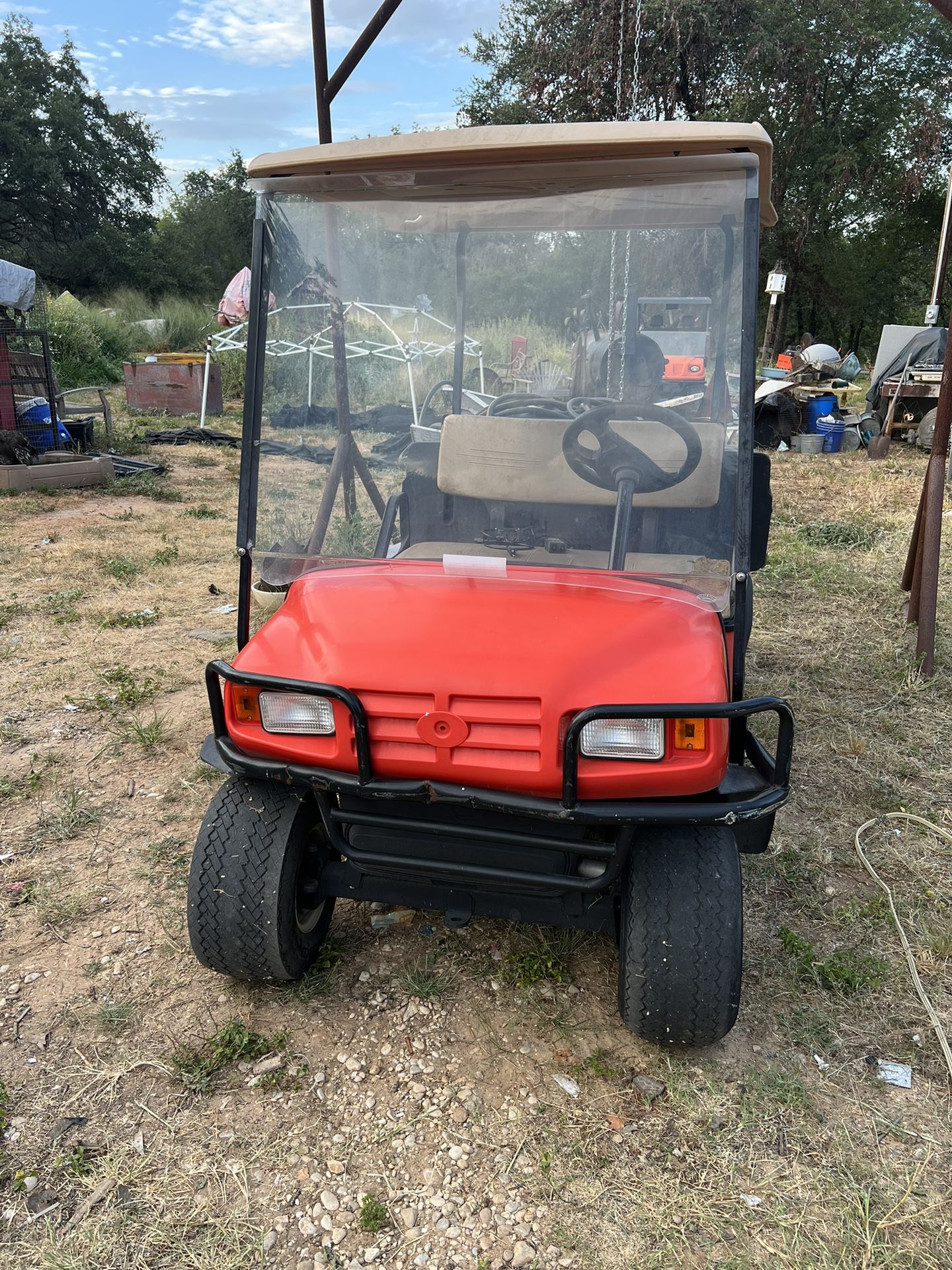 EZ-Go MTP GOLF CART W/ LIFT DUMP BED W BATTERY WATERING SYSTEM