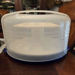 Tupperware Cake Taker With Deviled Egg Insert