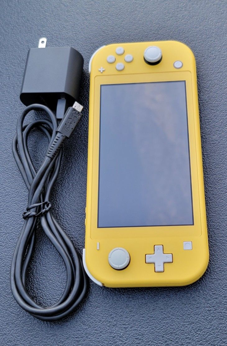 Nintendo Switch Lite Yellow Console Handheld w Charger In Very-Good Condition Clean