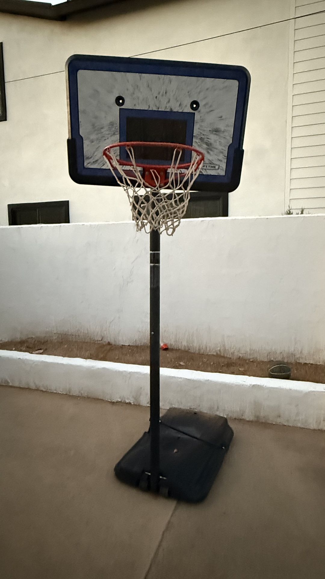 Free Basketball Hoop