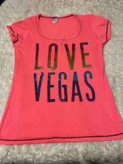 Fuscia Colored “Love Vegas shirt, Sz. L