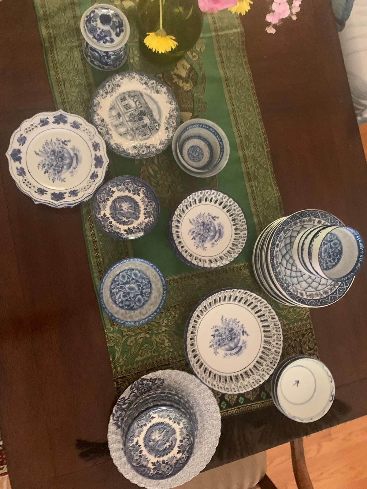 Exquisite Vintage Blue And White Plate Collection 20+