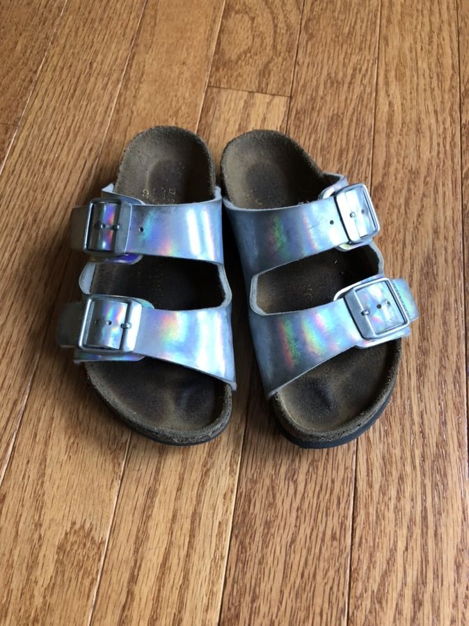 Toddler Birkenstock sandals - size 9t