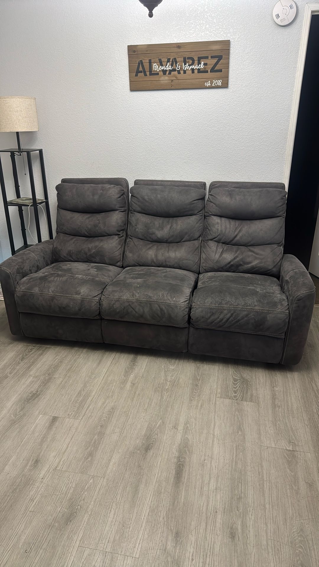 Grey Recliner Couches 