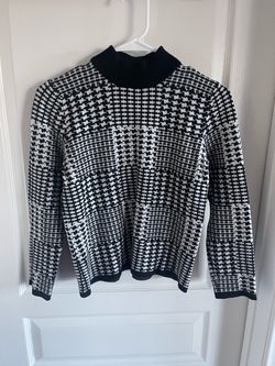 Women’s Sweater