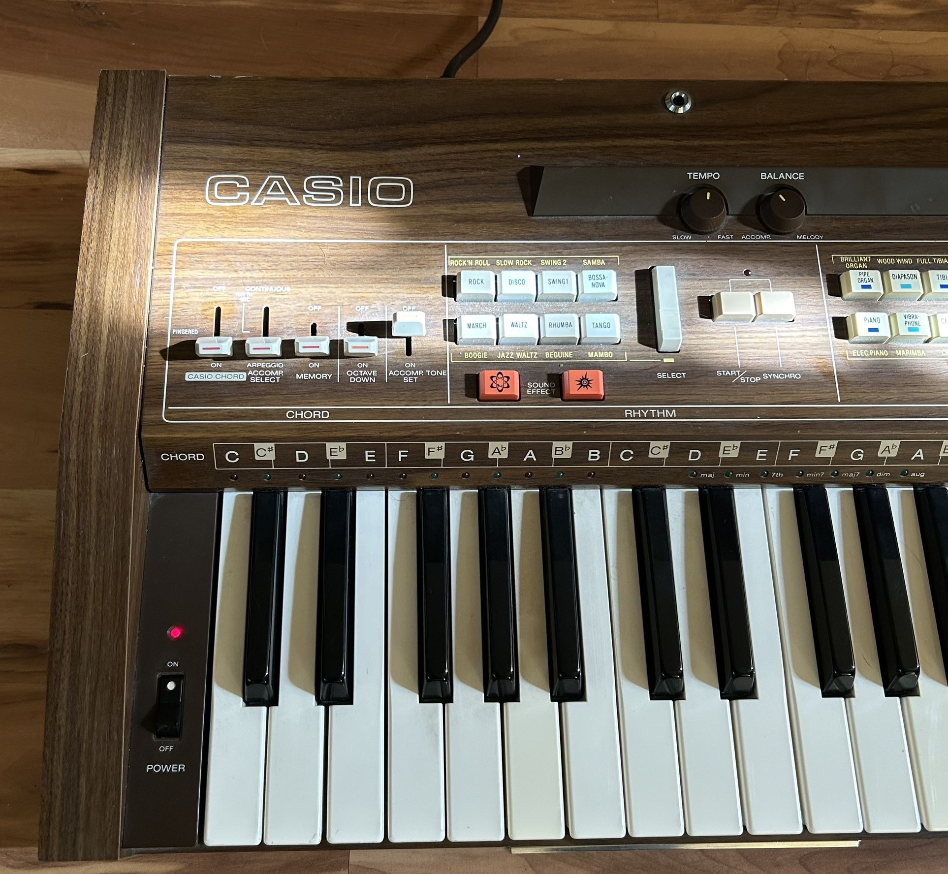 Casio Casiotone CT 701 Vintage Electronic 61 Key Keyboard Piano