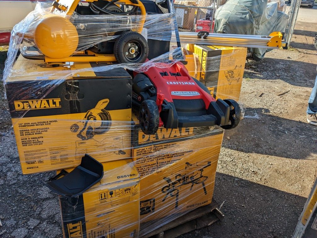 L@wes load SUPER SALE pallets from $150 & up pallets Dont miss out just arrived Financing available