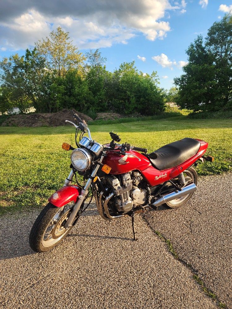 1993 Honda Nighthwak CB750