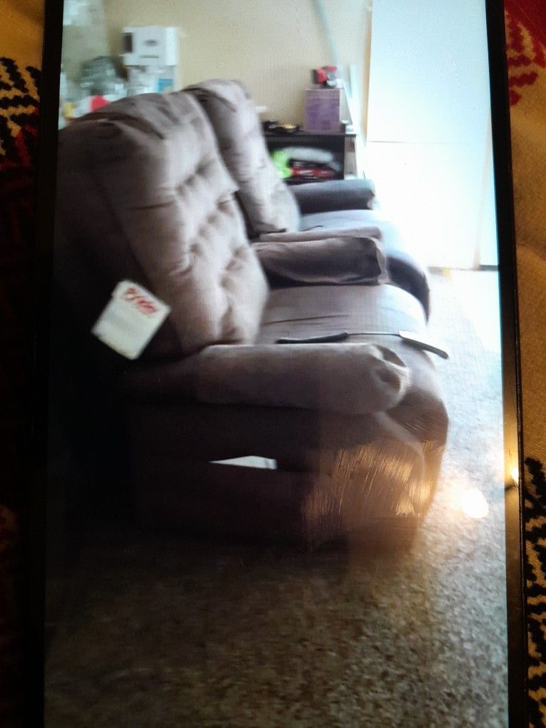 2 Lift Chairs