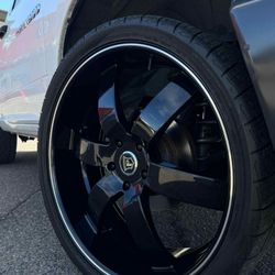 Rines 26x10 Con Llantas 305 30 26 