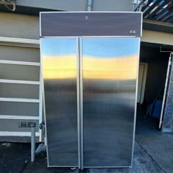 Sub-Zero Refrigerator