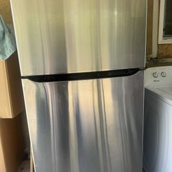 Fridge (LG) 