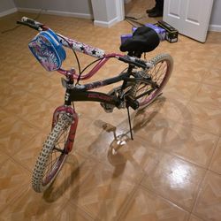 Bicycle With Helmet Knee & Elbow Pads