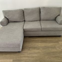 Hampstead Dove 99” Sofa w/ Reversible Chaise