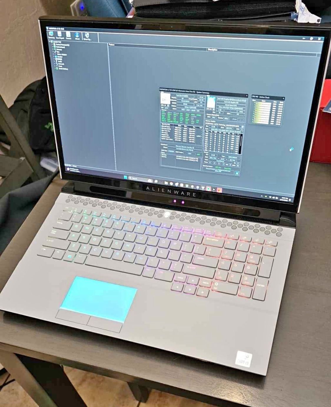 Alienware Area51m R2 Laptop MAXIMUM SPECS with Alienware EGPU Gaming Laptop And Accessories