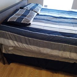 Queen Bed Set Box Spring And Mattress In Frame