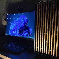 Video Editing Pc and MSI Monitor Combo