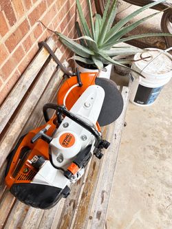 Serrucho stihl ts500i seminuevo pido $$2000 o una oferta rasonable gente seria y que sepan lo que valen