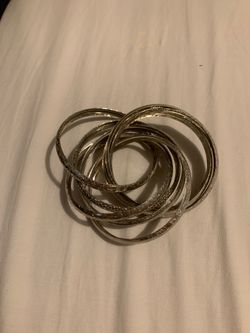 Silver bracelets have more jewelry in profile