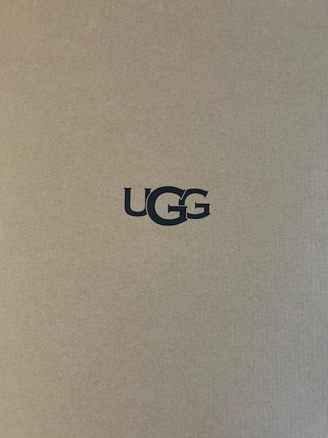UGG  Sunburst Talk W Logo 