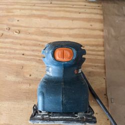 Black And Decker Palm Sander
