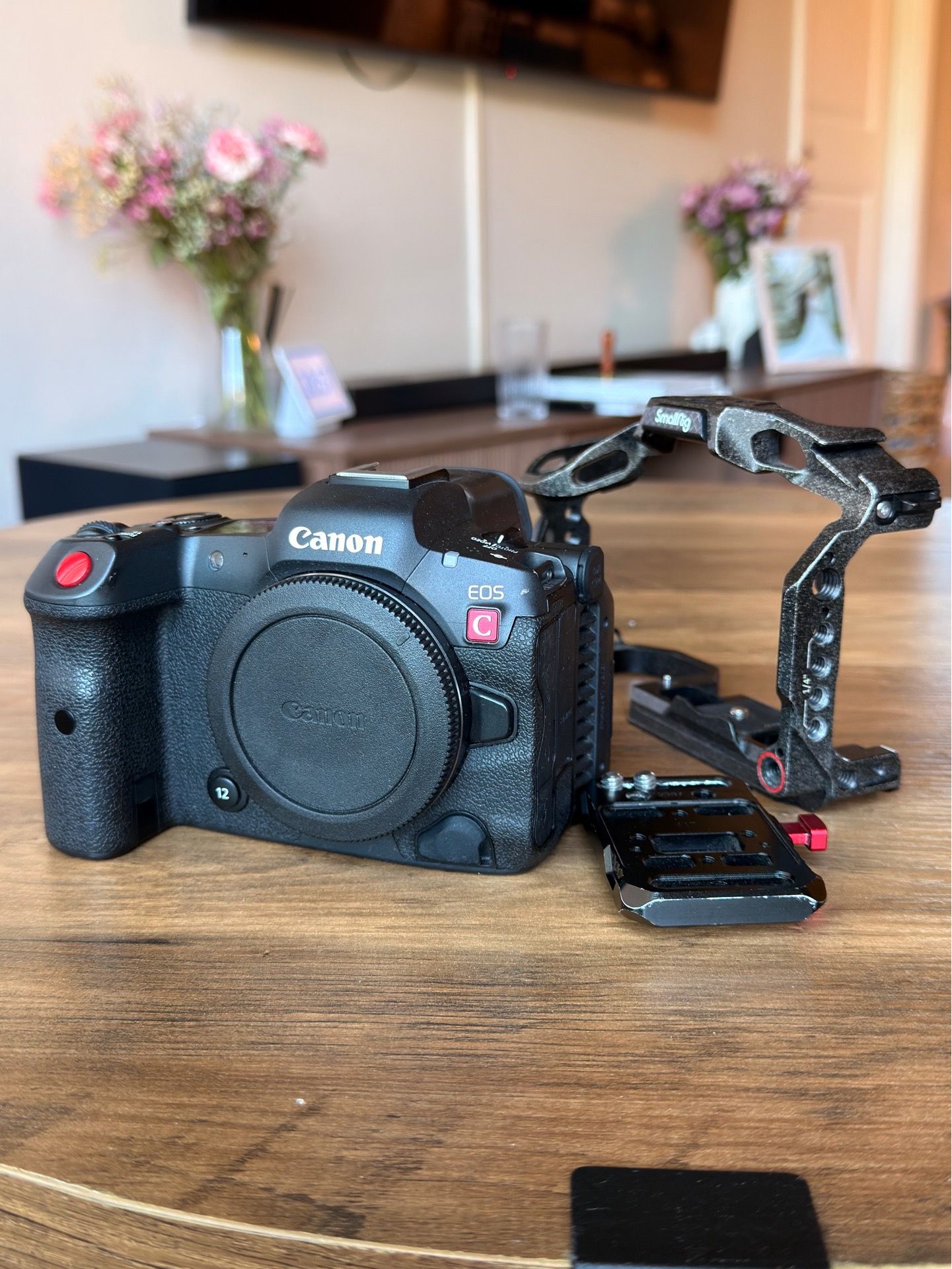 Canon EOS R5 C Cinema Mirrorless Camera 45MP 8K Full-Frame RF