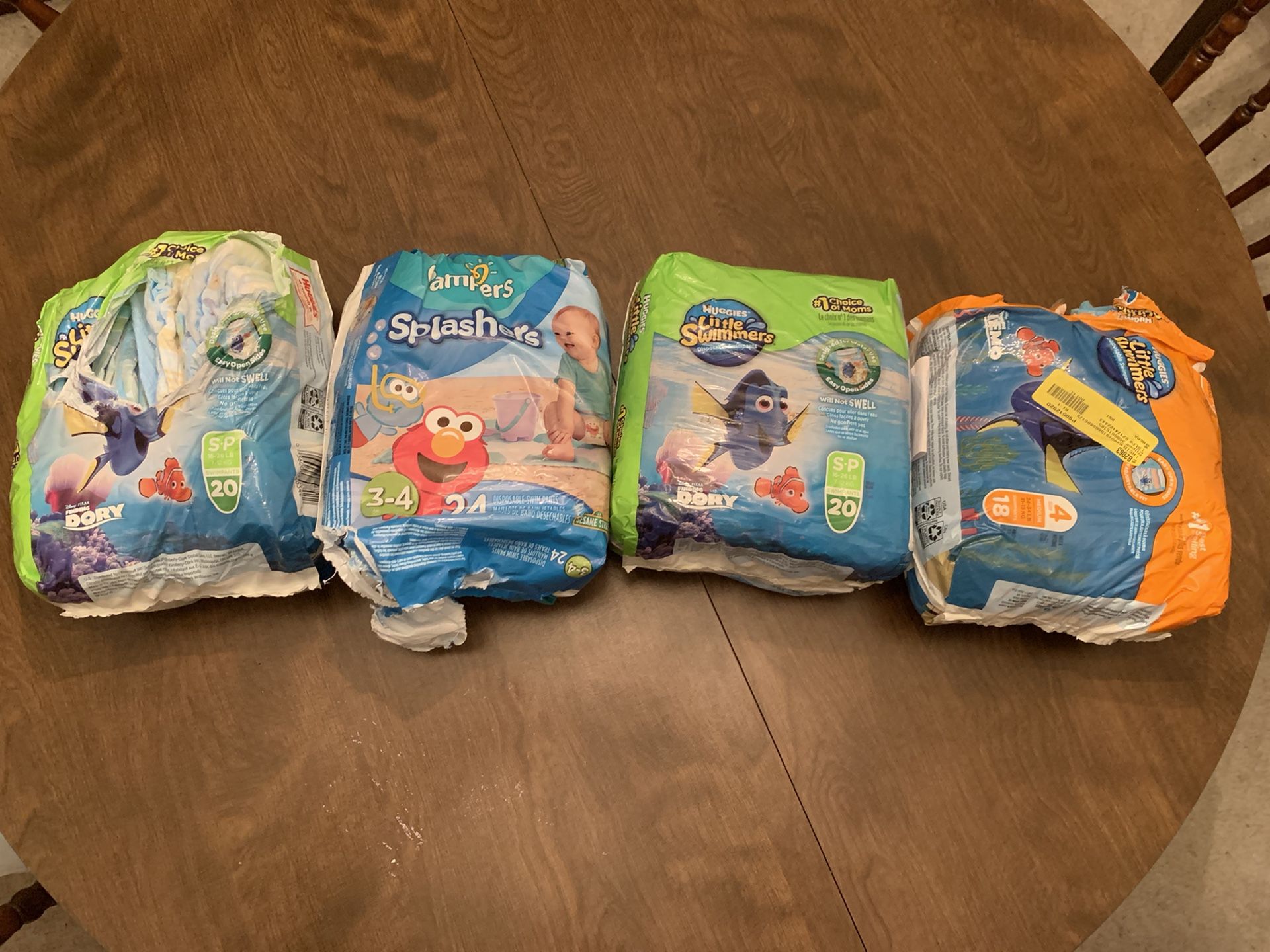 Small And Medium Swim Diapers