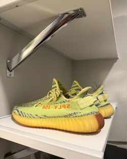 Yeezy Boost 350 V2 Semi Frozen Yellow
