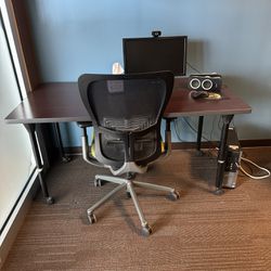 Rolling Office Desk And Rolling Adjustable Office Chair 