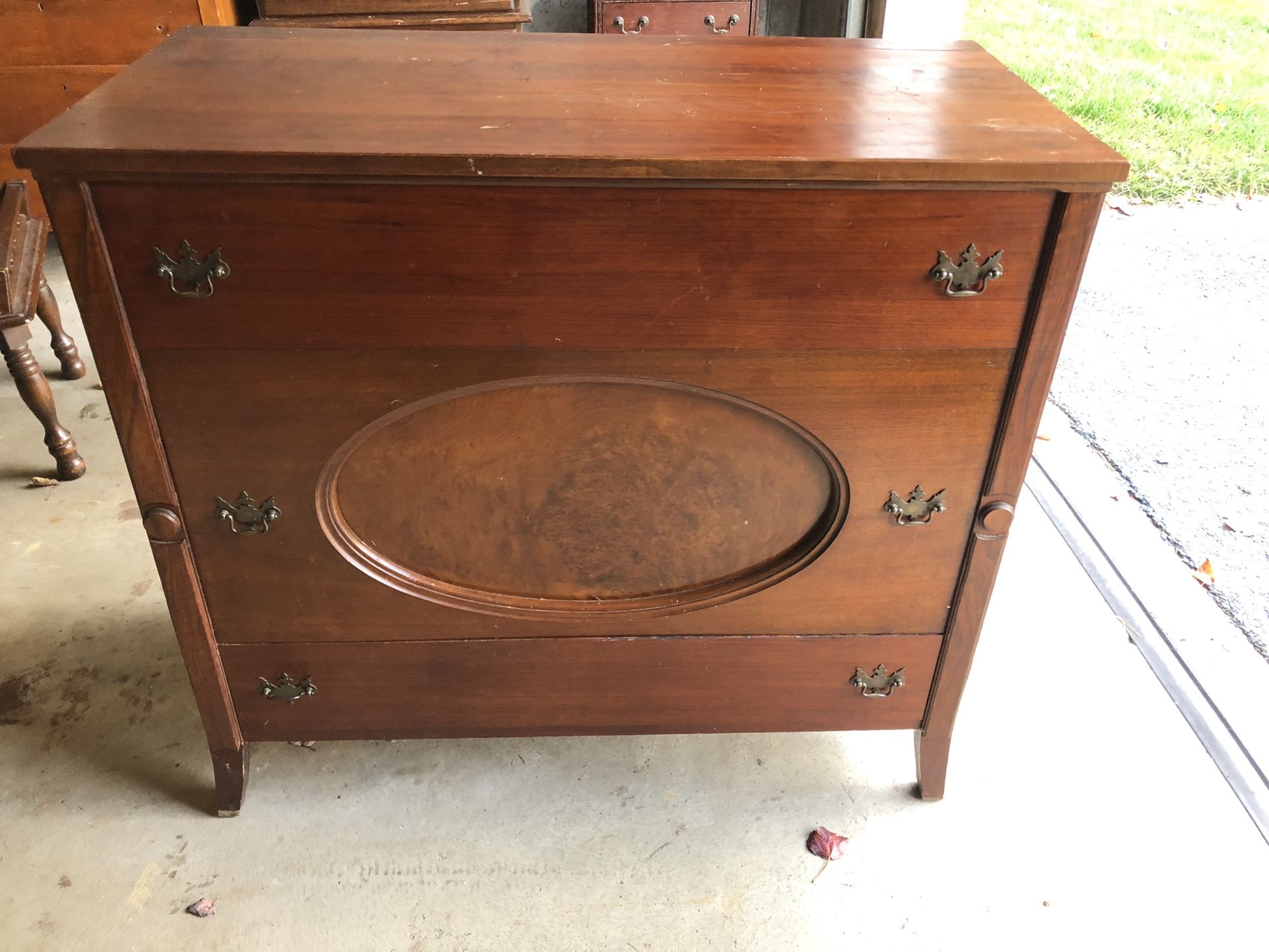 Antique Colonial Hope Chest