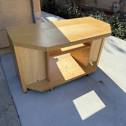 Free Tv Stand 
