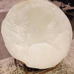 White Saucer Lounge Chair