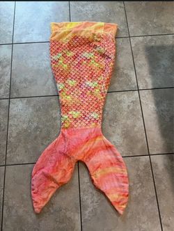 Girl’s Mermaid Scales Sleeping Bag Blanket