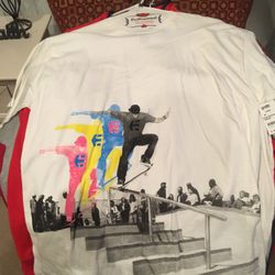 New Men’s XL Tshirt