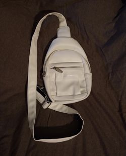 Inicat Shoulder Bag