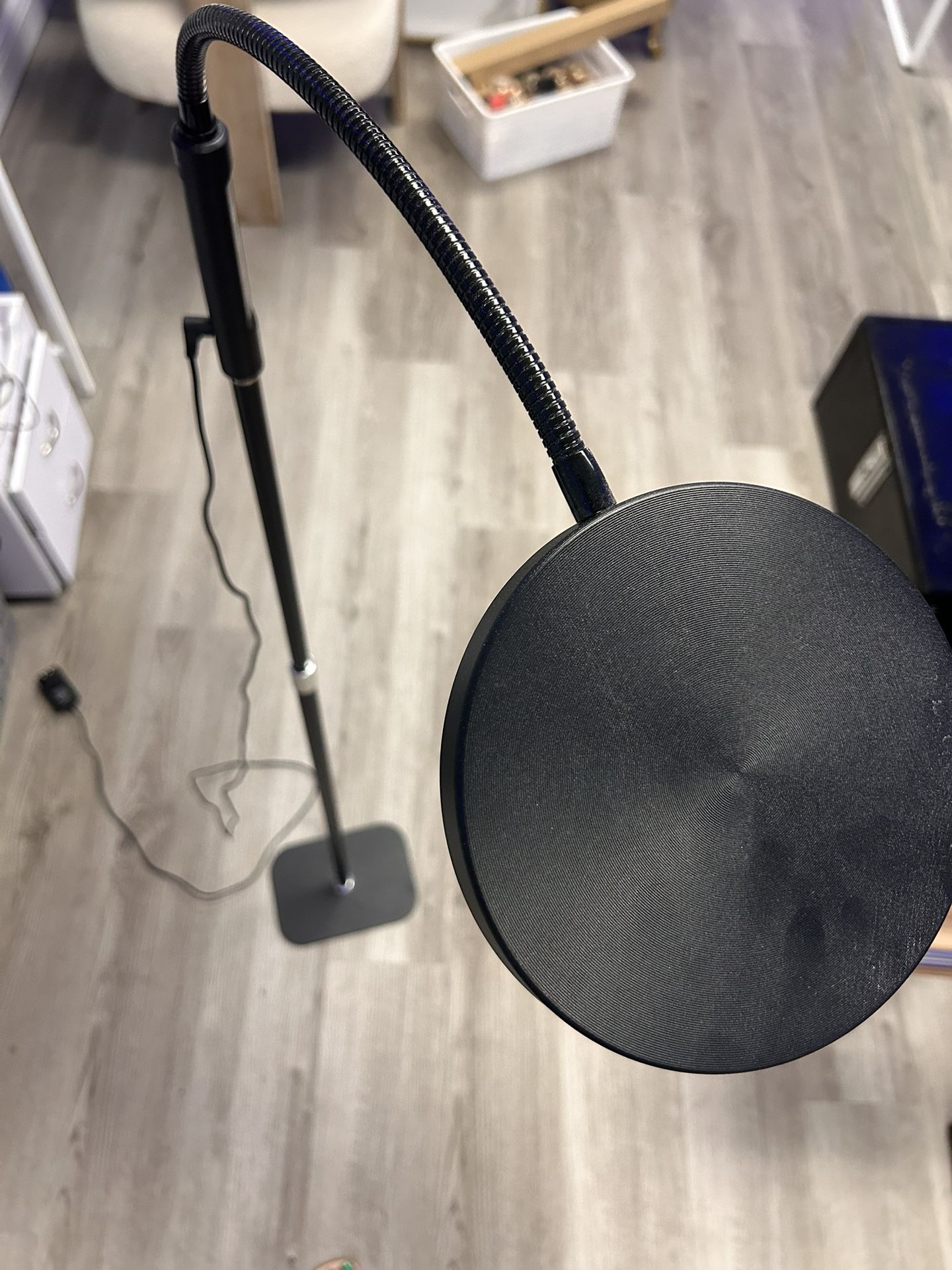 Salon Stuff