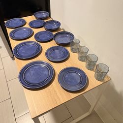 15 Piece Blue Dinnerware & Glass Set