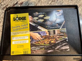 NEW Lodge Cast Iron Double Play Reversible Grill/Griddle – 16.75 Inch