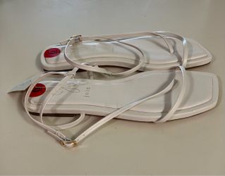 Joie white sandals size 6
