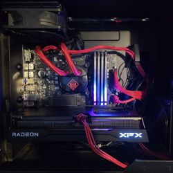 Awesome Gaming Desktop with Stealth Cube Design