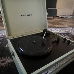 Crosley turntable